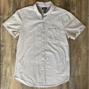 Forever 21 men’s short sleeve polka-dot button down